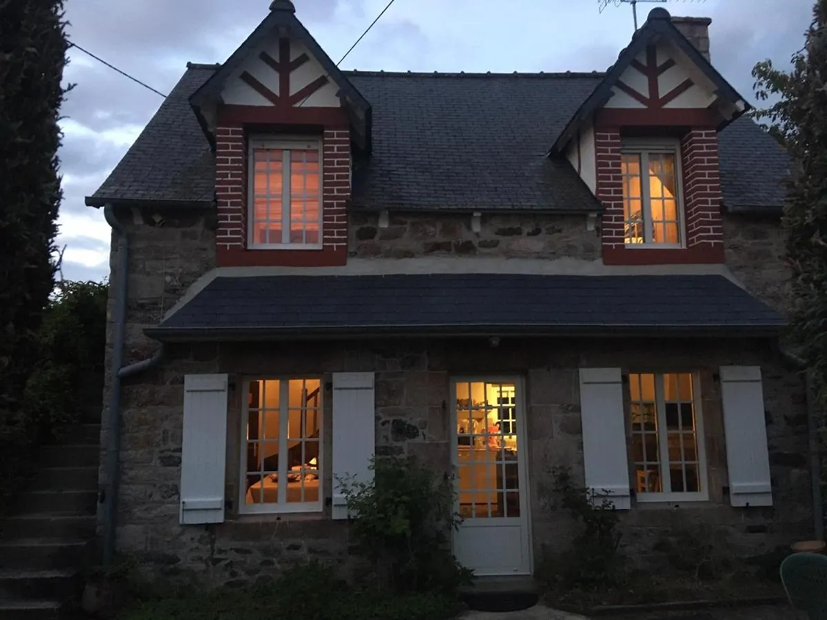 Maison Dans La Prairie Plurien